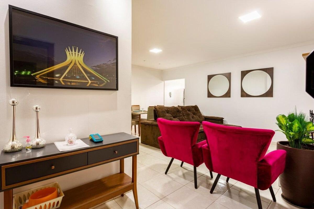 Apartamento Familiar encantador , com estacionamento incluído Brasilia Exterior foto