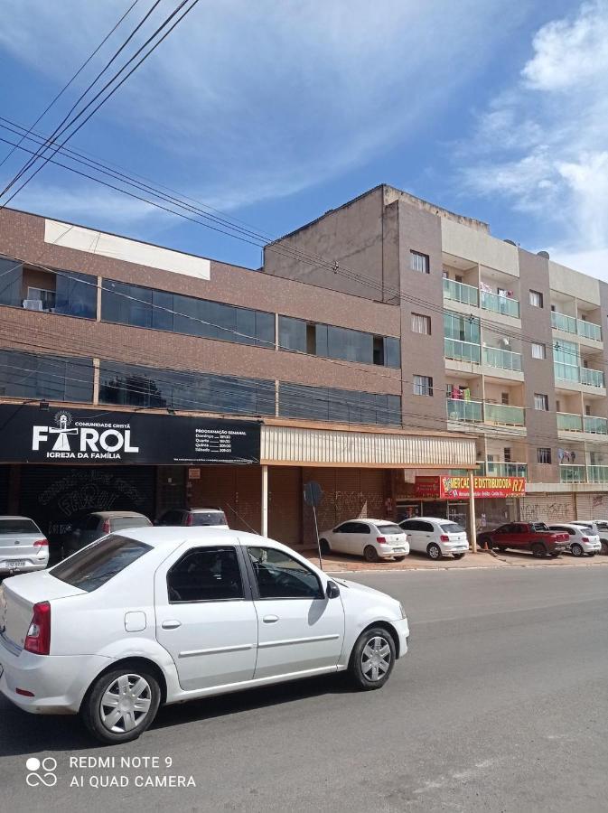 Apartamento Familiar encantador , com estacionamento incluído Brasilia Exterior foto