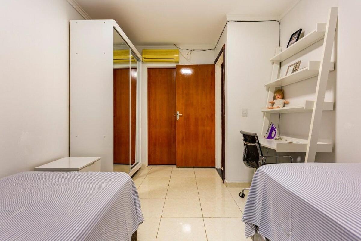 Apartamento Familiar encantador , com estacionamento incluído Brasilia Exterior foto