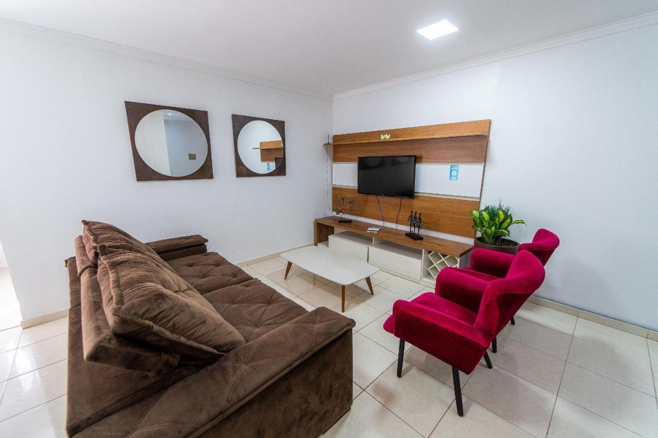 Apartamento Familiar encantador , com estacionamento incluído Brasilia Exterior foto