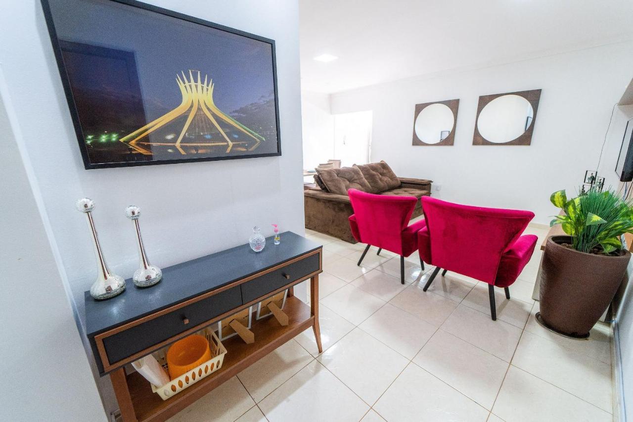 Apartamento Familiar encantador , com estacionamento incluído Brasilia Exterior foto