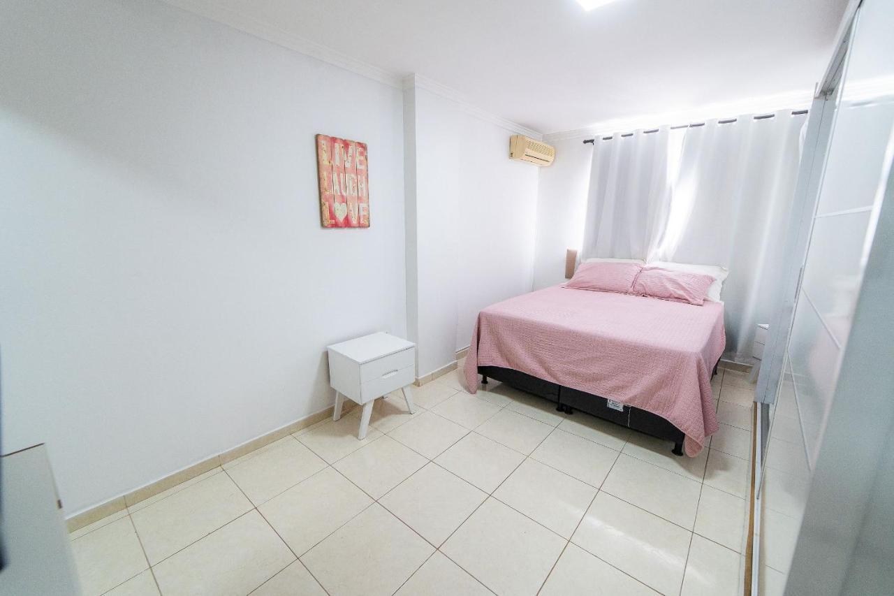 Apartamento Familiar encantador , com estacionamento incluído Brasilia Exterior foto