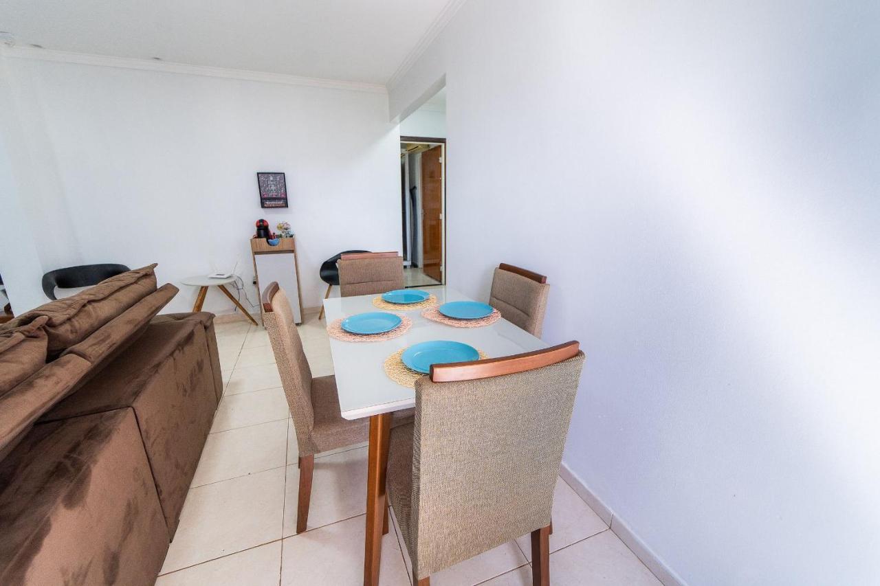Apartamento Familiar encantador , com estacionamento incluído Brasilia Exterior foto