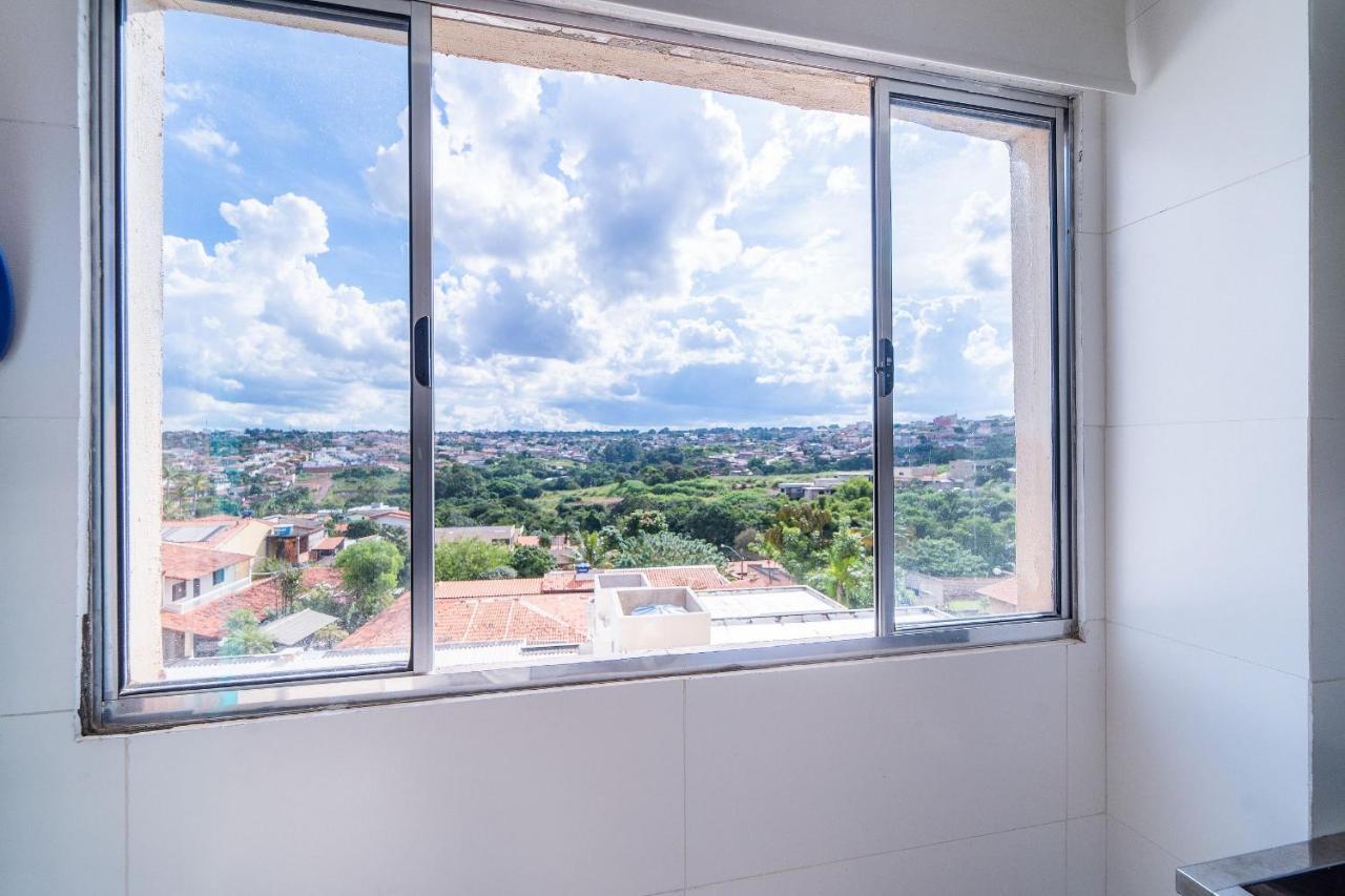 Apartamento Familiar encantador , com estacionamento incluído Brasilia Exterior foto